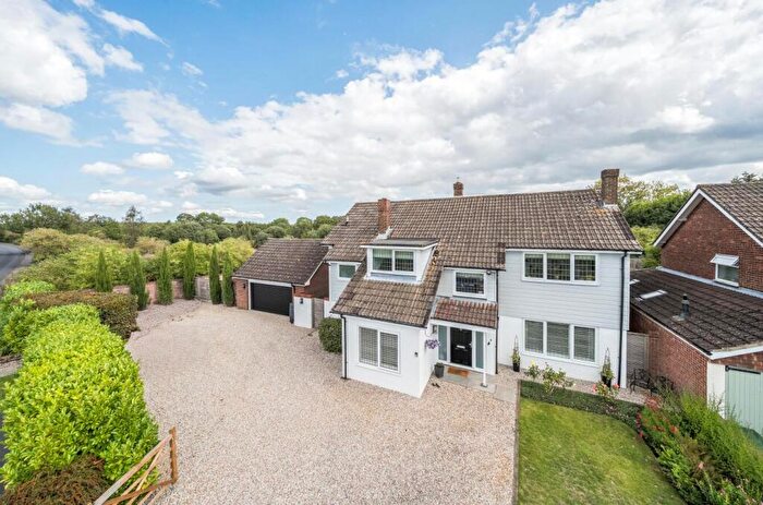 5 Bedroom Detached House For Sale In Breathtaking Family Residence - Wateringbury, ME18