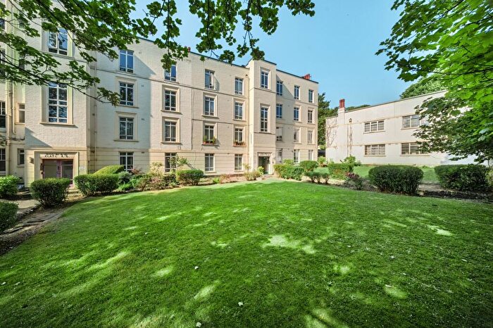 2 Bedroom Flat To Rent In London Road Forest Hill, SE23