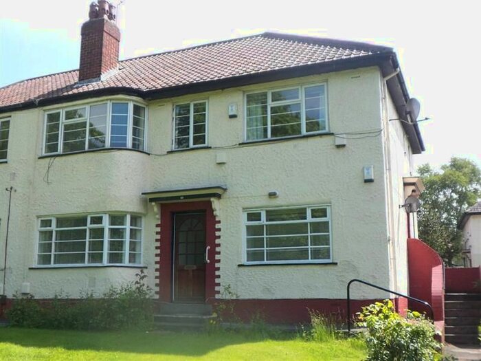 2 Bedroom Flat To Rent In Sandringham Way, Moortown, Leeds, LS17