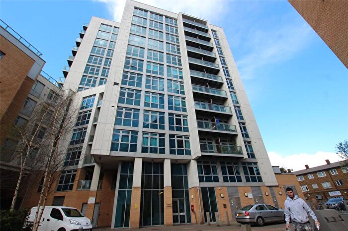 1 Bedroom Apartment To Rent In Iona Tower, Ross Way, London, E14
