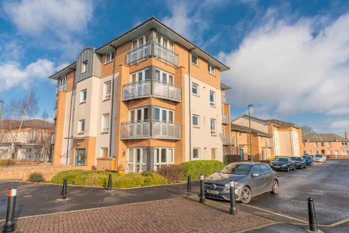 2 Bedroom Flat To Rent In Stenhouse Gardens, Stenhouse, Edinburgh, EH11