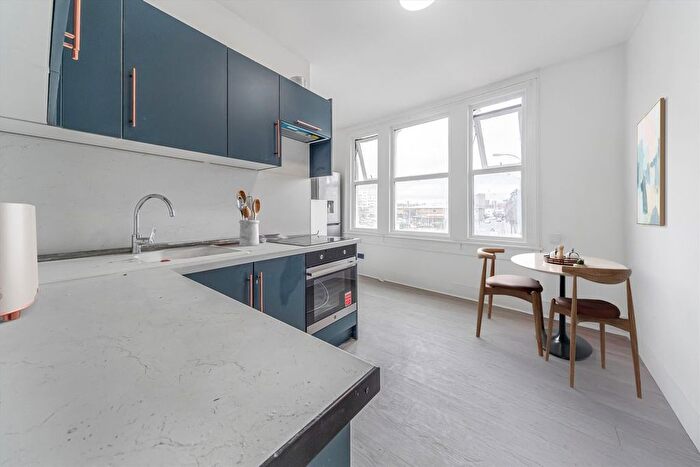 1 Bedroom Flat To Rent In Sangley Road, Catford, SE6