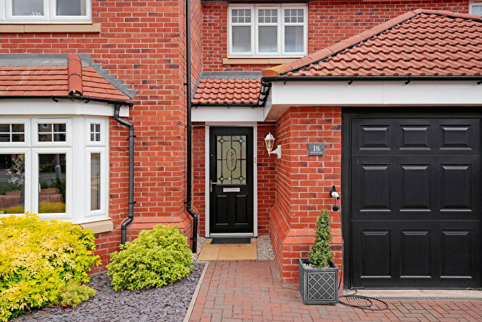 4 Bedroom Detached House For Sale In Blackstone Drive, Shireoaks, Worksop, S81