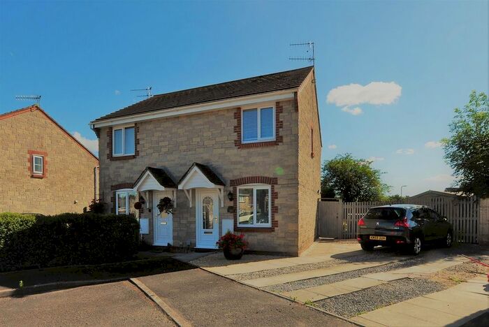 2 Bedroom Semi-Detached House For Sale In Parc Morlais, Llangennech, Llanelli, SA14