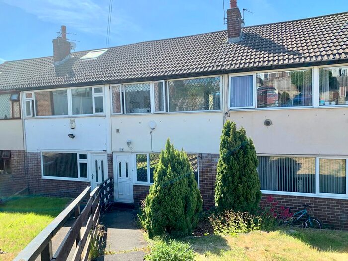 3 Bedroom Property To Rent In Billingbauk Drive, Bramley, Leeds LS13