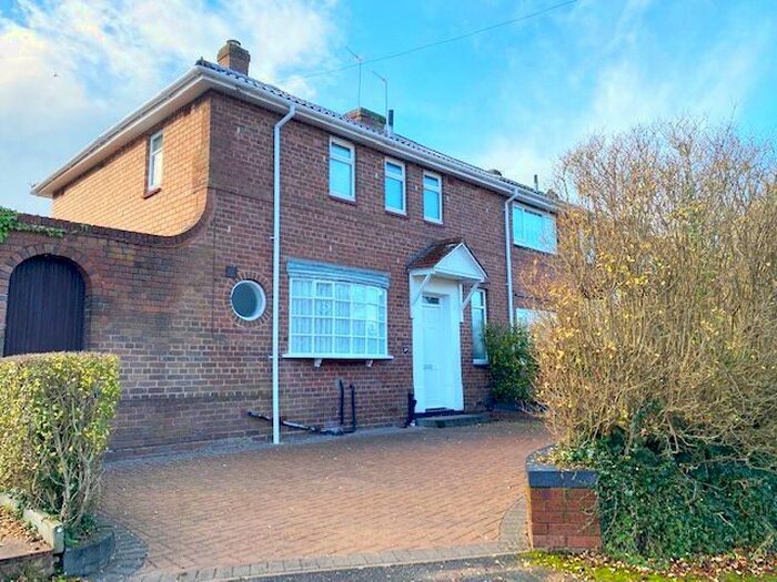 3 Bedroom Semi-Detached House To Rent In Long Lake Avenue, Tettenhall Wood, Wolverhampton WV6