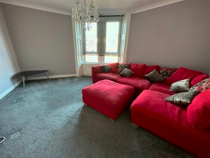 2 Bedroom Flat To Rent In Park Avenue, Stobswell, Dundee, DD4