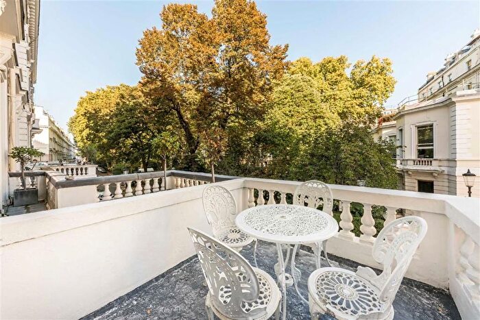 2 Bedroom Flat To Rent In Cornwall Gardens, London, SW7