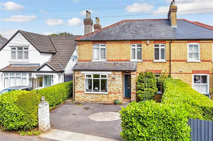 3 Bedroom Semi Detached House For Sale In Harrow Road, Knockholt, Kent, TN14