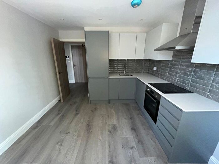 1 Bedroom Flat To Rent In Barking Road, London, E13