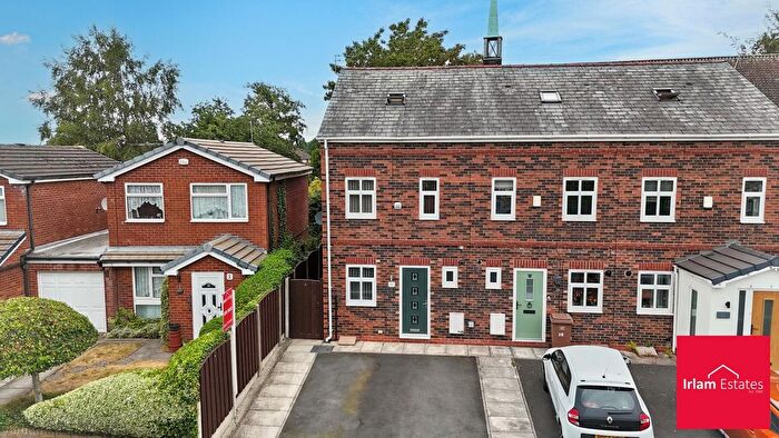 3 Bedroom Semi Detached House For Sale In Bowness Avenue, Cadishead, M44