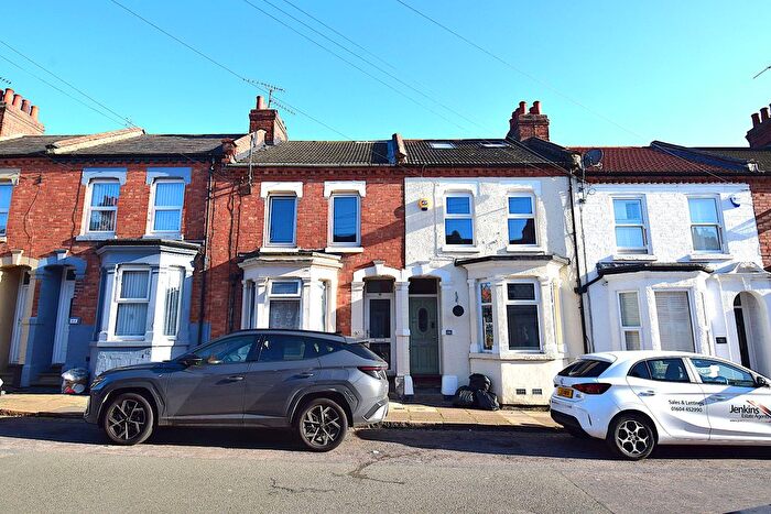 3 Bedroom Terraced House For Sale In Whitworth Road, Northampton, NN1