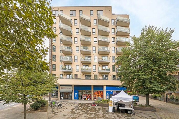 2 Bedroom Flat For Sale In Freda Street, Bermondsey, SE16
