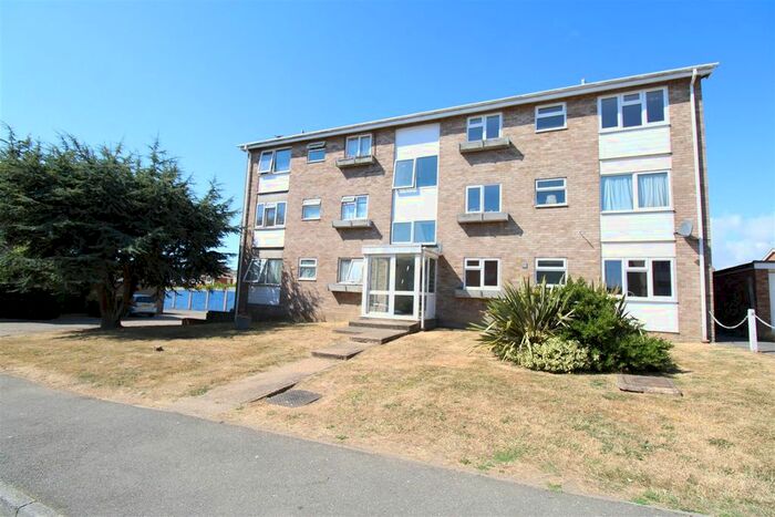2 Bedroom Flat To Rent In Gatefield Court, Gatefield Close, Walton On The Naze, CO14