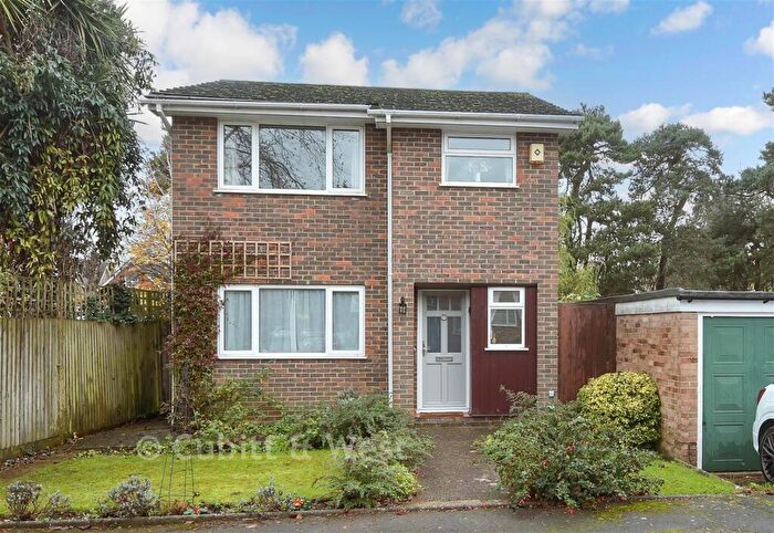 3 Bedroom Detached House For Sale In Yorke Gardens, Reigate, Surrey, RH2