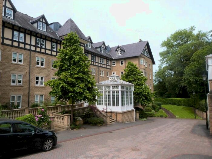 3 Bedroom Flat To Rent In Portland Crescent, Harrogate, HG1