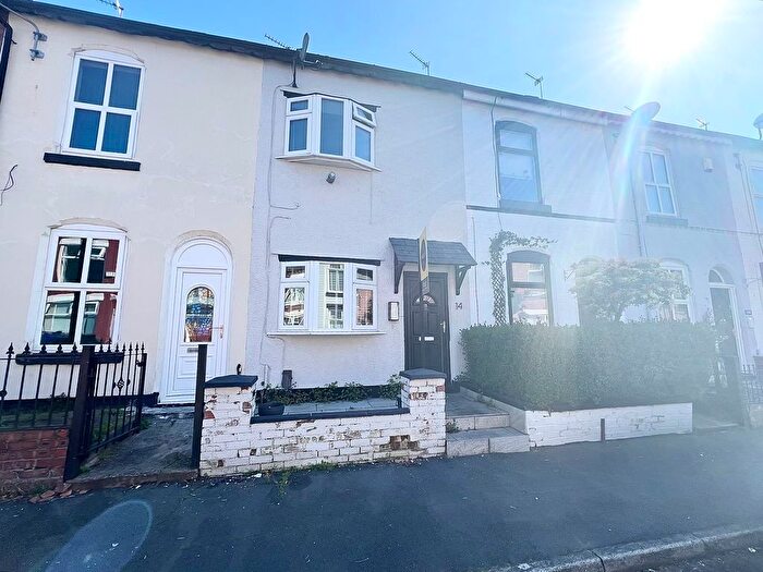 2 Bedroom Property To Rent In Helena Street, Salford, M6