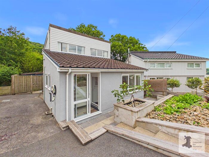 2 Bedroom Detached House For Sale In The Moorings, St. Dogmaels, Cardigan, SA43