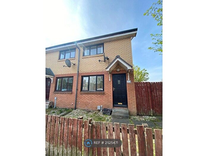 2 Bedroom End Of Terrace House To Rent In New Street, Stevenston, KA20