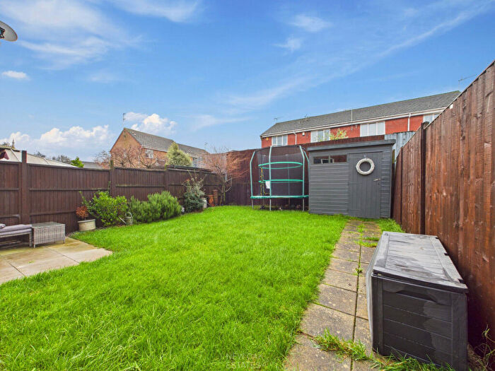 3 Bedroom Detached House For Sale In Worcester Close, Clay Cross, S45