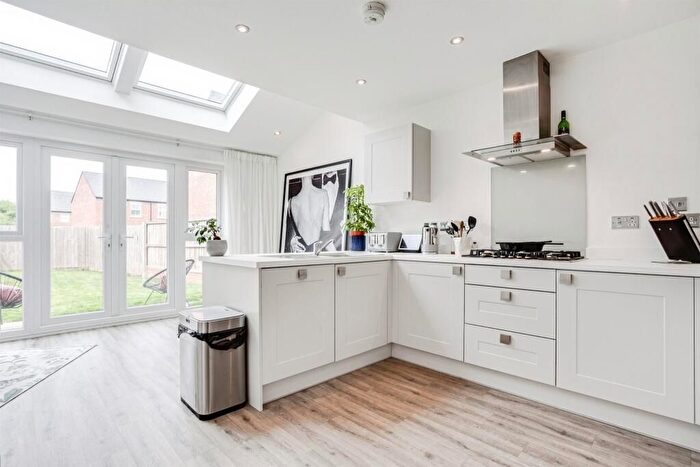 4 Bedroom Detached House For Sale In Enfield, London, EN3