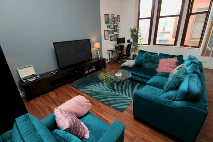 2 Bedroom Flat To Rent In York Street, Glasgow, G2