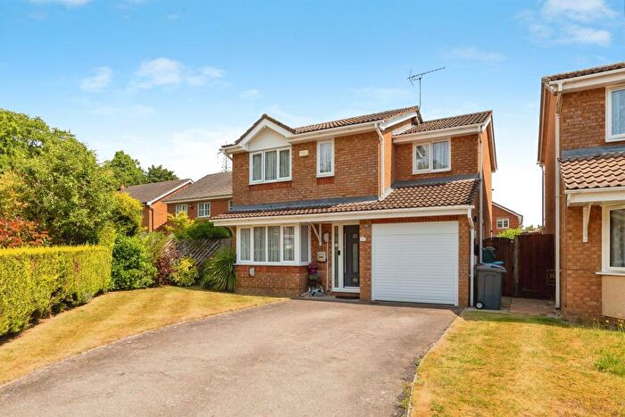 4 Bedroom Detached House For Sale In St. Andrews Drive, Weston Heights, Stevenage, SG1
