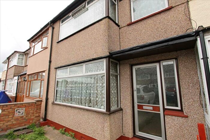 3 Bedroom House To Rent In Winton Close, London, N9