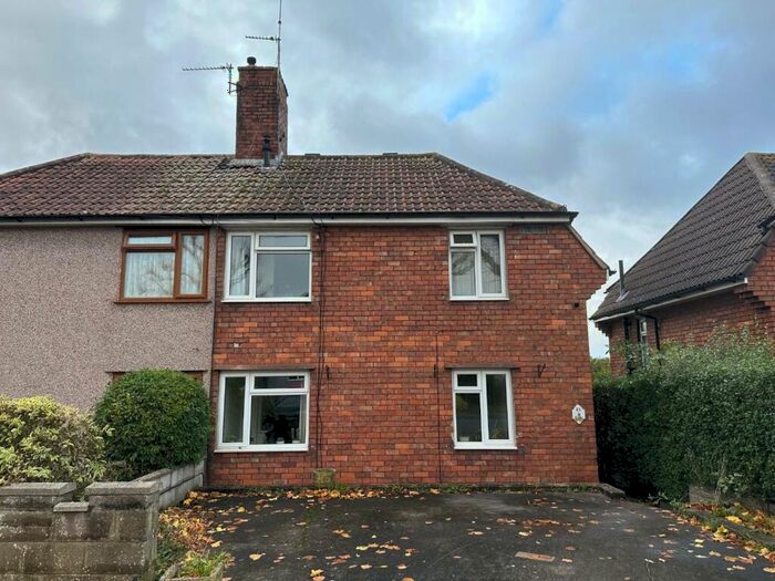 3 Bedroom Semi-Detached House To Rent In Thicket Avenue, Fishponds, Bristol, BS16