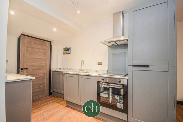 1 Bedroom Flat To Rent In Regent Street, Swindon, SN1