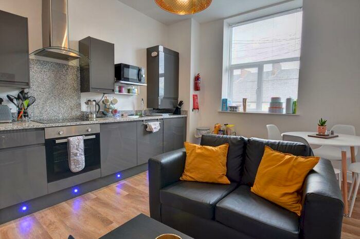 2 Bedroom Flat To Rent In Ridley Place, Newcastle Upon Tyne, NE1