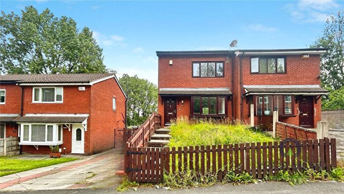 3 Bedroom End Terrace House For Sale In Mortimer Street, Oldham, Greater Manchester, OL1
