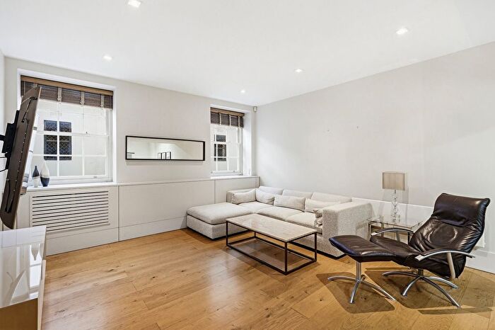 1 Bedroom Flat To Rent In Lowndes Square, Knightsbridge, SW1X