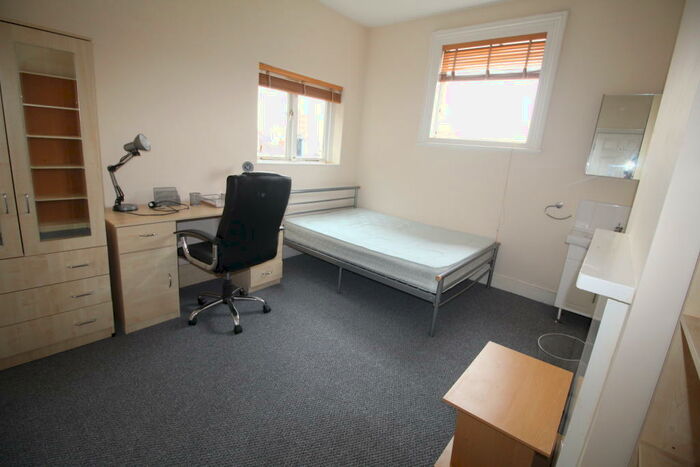 Studio To Rent In Room, Kent House, Clarendon Place, CV32
