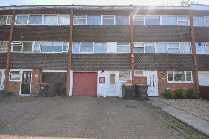 4 Bedroom Terraced House To Rent In Fearnley Crescent, Kempston, Bedford, MK42
