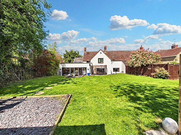 4 Bedroom Cottage For Sale In High Street, Blisworth, NN7