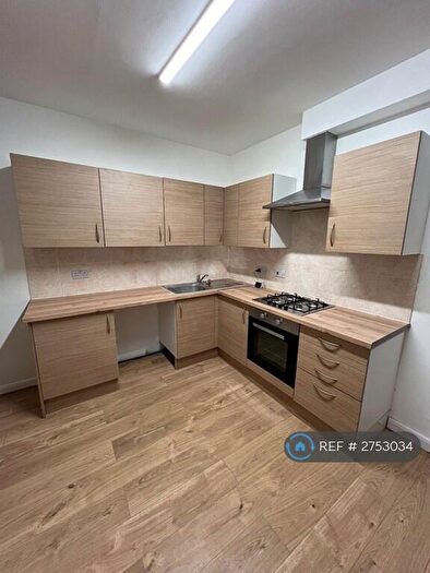 2 Bedroom Flat To Rent In High Street, Sheerness, ME12