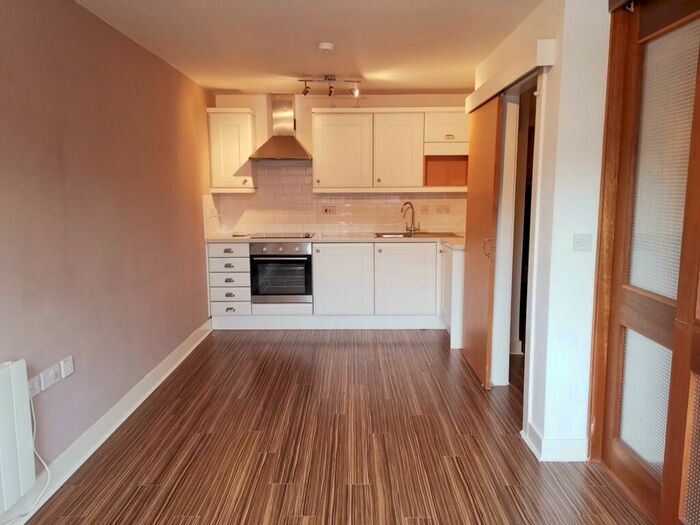 1 Bedroom Flat To Rent In Renolds House, Everard, Salford, M5