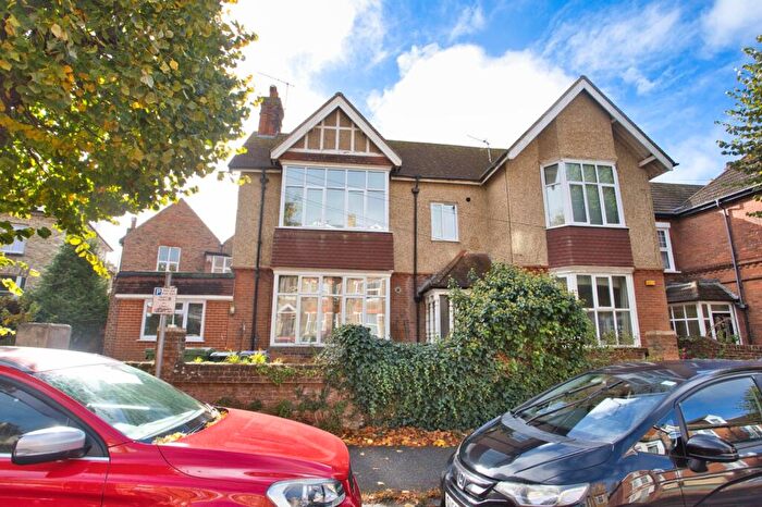 2 Bedroom Flat For Sale In Brockman Road, Folkestone, Kent, CT20
