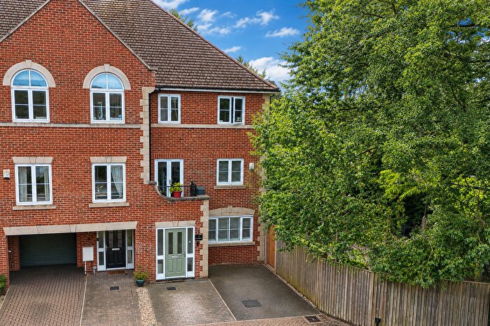 5 Bedroom Villa For Sale In Elm Tree Court, Leicester, Leicestershire, LE2