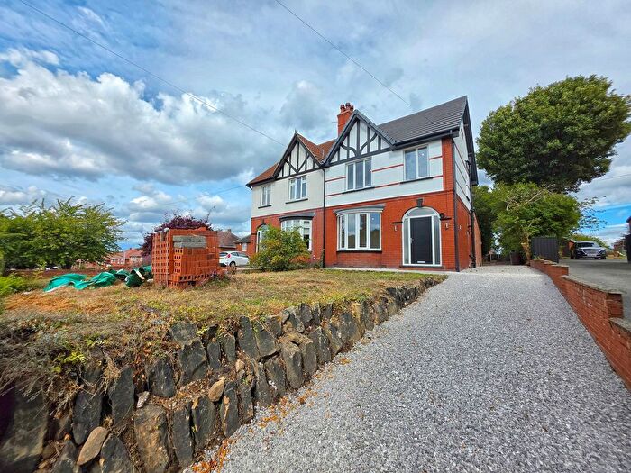 3 Bedroom Semi Detached House For Sale In Rotherham Road, Barnsley, S71