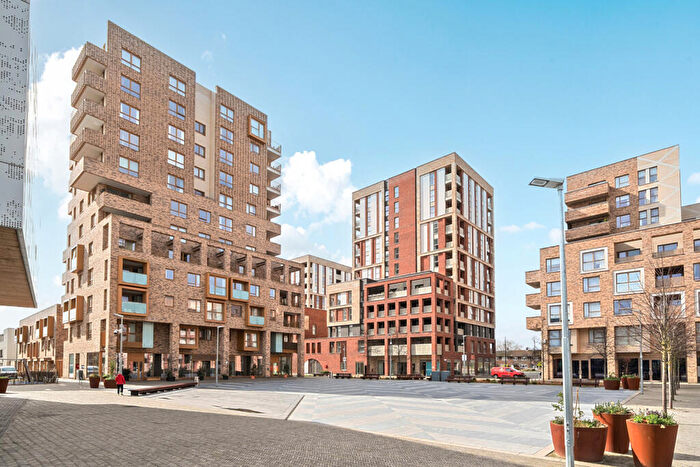 3 Bedroom Apartment For Sale In Tavy Bridge, London, SE2