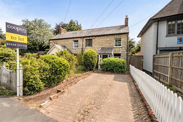 2 Bedroom Semi-Detached House To Rent In Pinkneys Road, Pinkneys Green, Maidenhead, SL6
