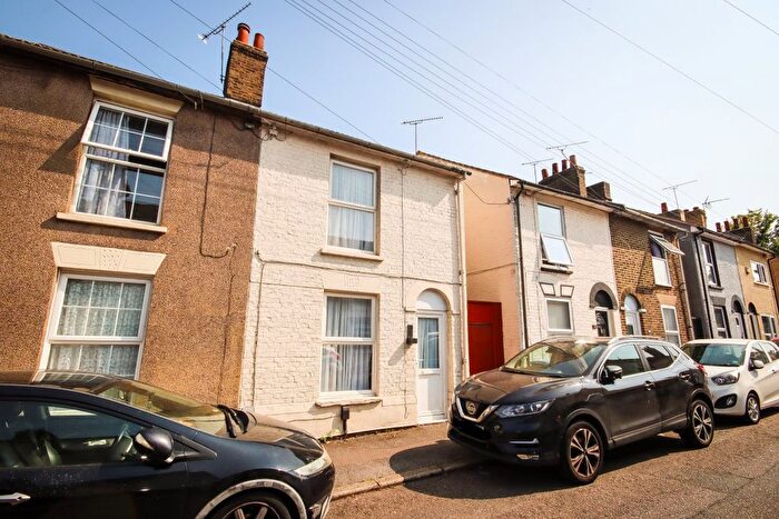 3 Bedroom Property To Rent In Charlotte Street, Sittingbourne, ME10