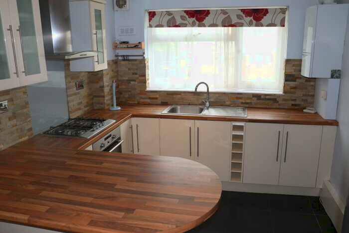 2 Bedroom Flat To Rent In Hutton, Brentwood, CM13