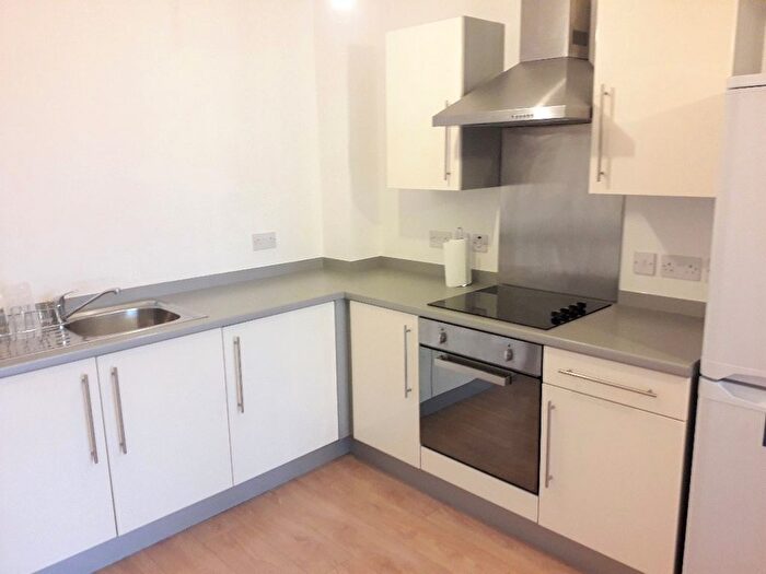 1 Bedroom Flat To Rent In Pilgrims Way, Salford, M50