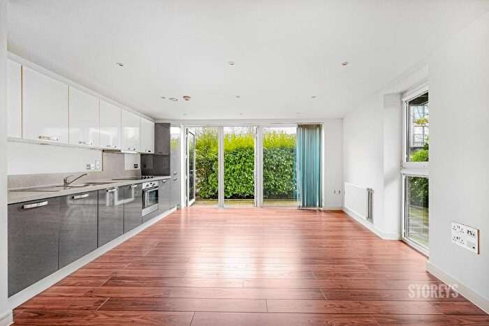 3 Bedroom Flat To Rent In Nevis Court, Edgeware, HA8