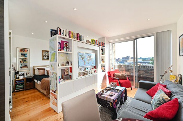 1 Bedroom Flat For Sale In Riverdale House, Molesworth Street, Lewisham, SE13