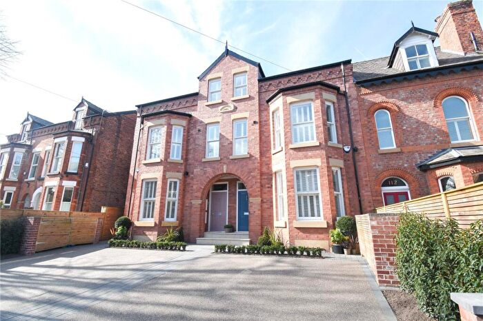 6 Bedroom Terraced House For Sale In Old Lansdowne Road, West Didsbury, M20