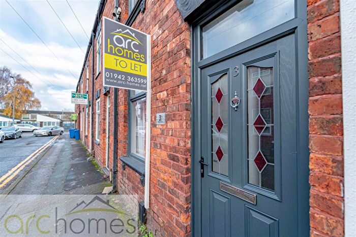 2 Bedroom House To Rent In Smith Street, Atherton, Manchester, M46